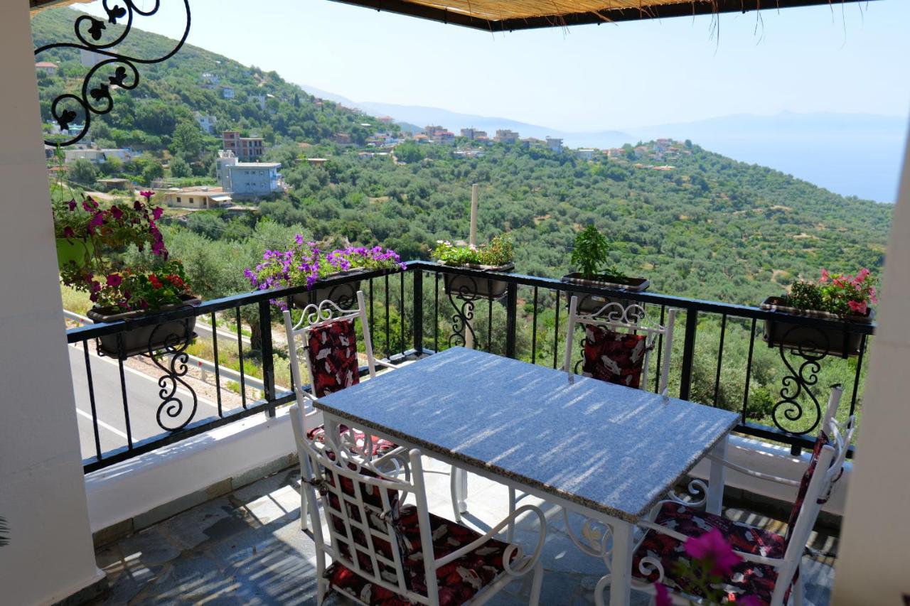Vila Panorama Piqeras Bed and Breakfast Exterior foto