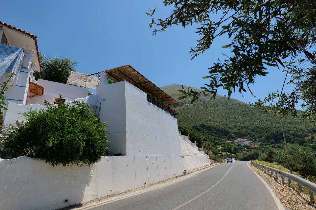 Vila Panorama Piqeras Bed and Breakfast Exterior foto