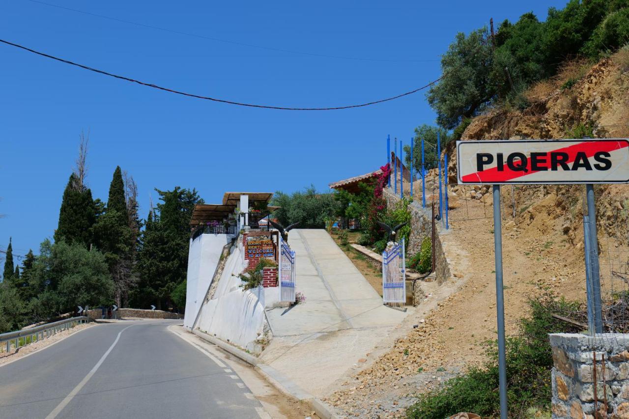 Vila Panorama Piqeras Bed and Breakfast Exterior foto