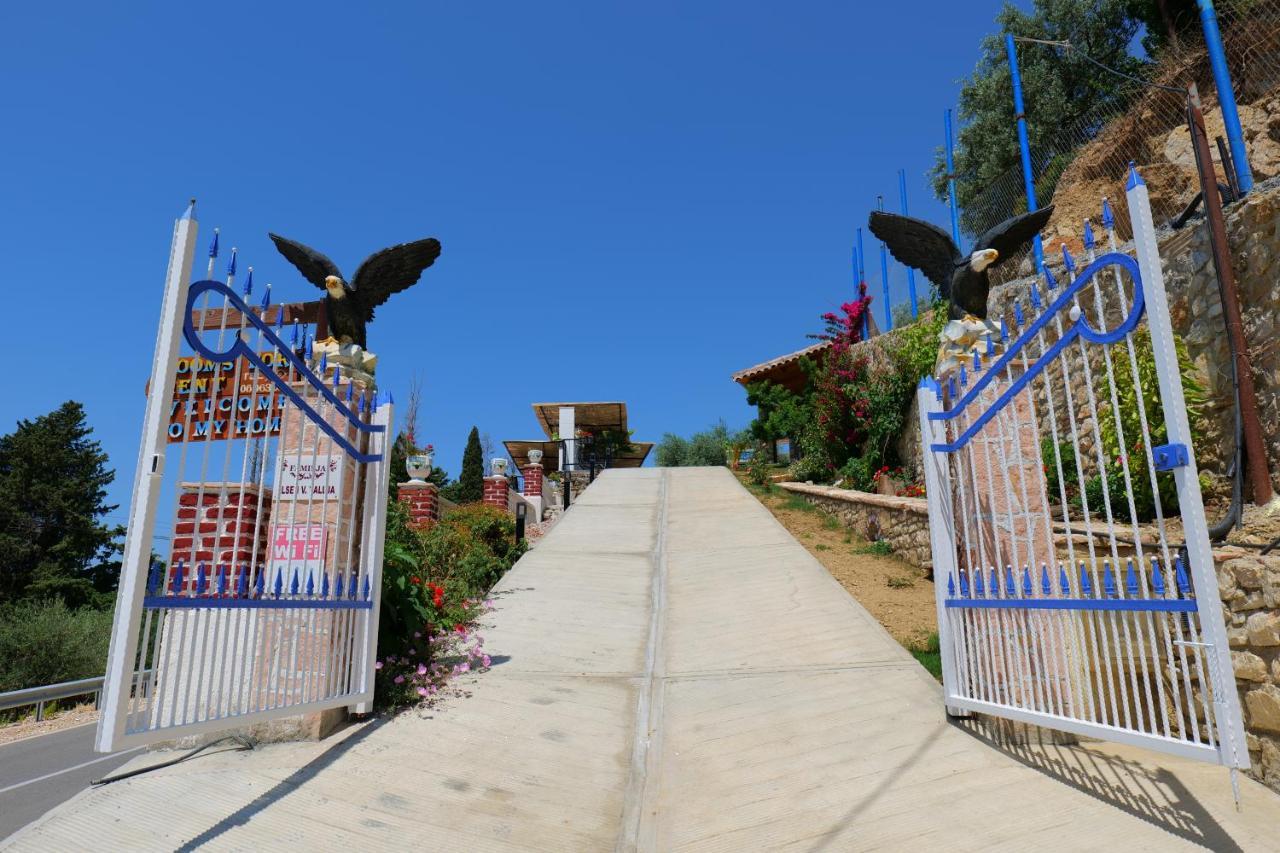 Vila Panorama Piqeras Bed and Breakfast Exterior foto