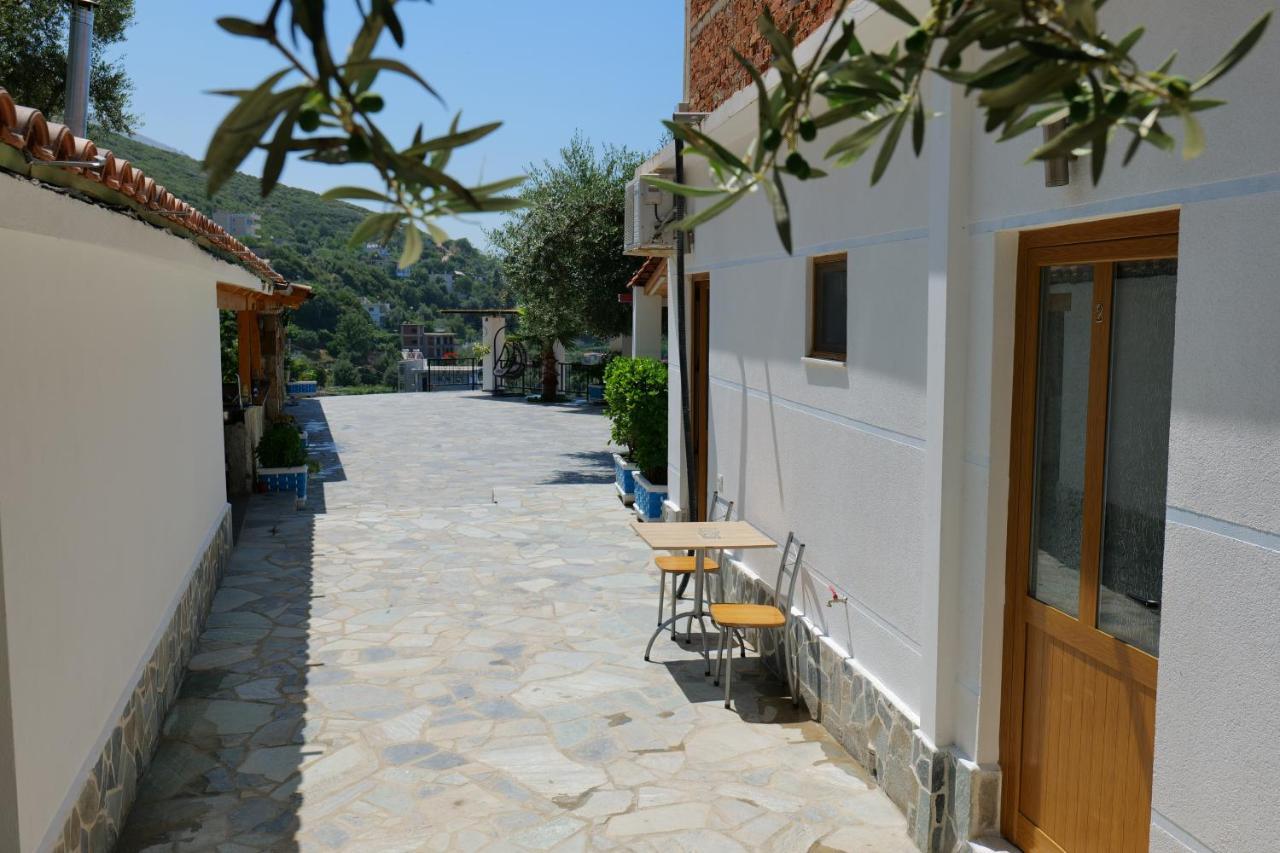 Vila Panorama Piqeras Bed and Breakfast Exterior foto
